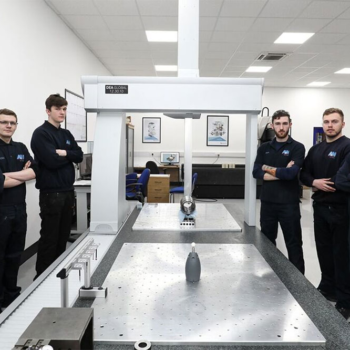 2016 - Apprentices in new Metrology inspection room 